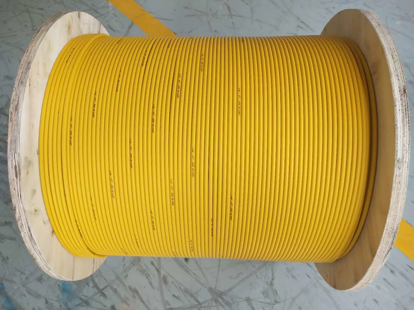 Indoor 4-144F fiber optic cable